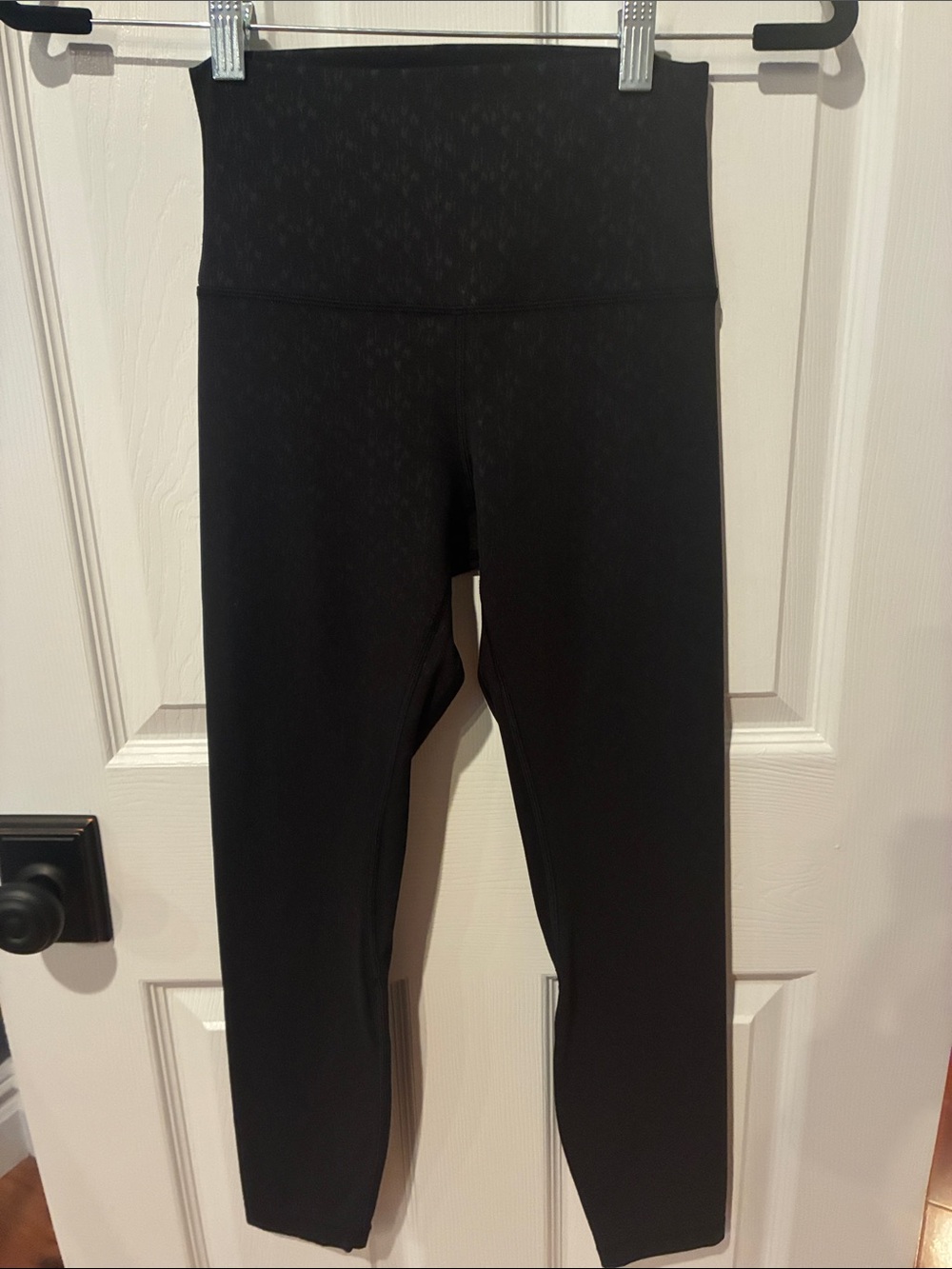 Lululemon leggings size 4